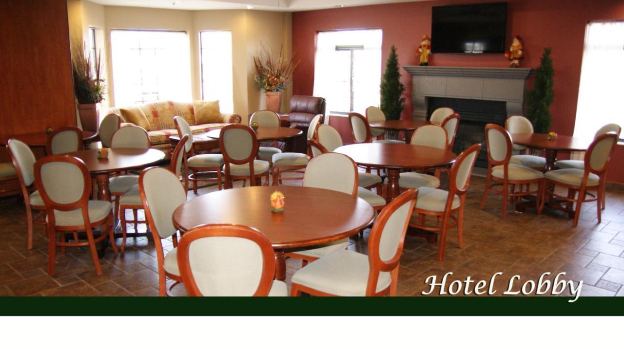 Country Hearth Inn & Suites אדוארדסוויל מראה חיצוני תמונה